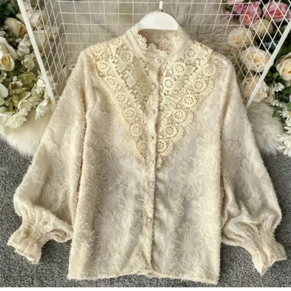 Lace Blouse Button Up Collar Floral Puff Sleeve White Fashion cream - Picture 6 of 9